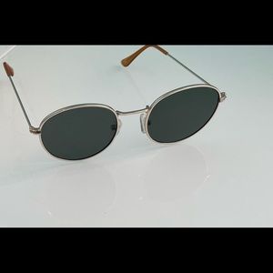 round sunglasses